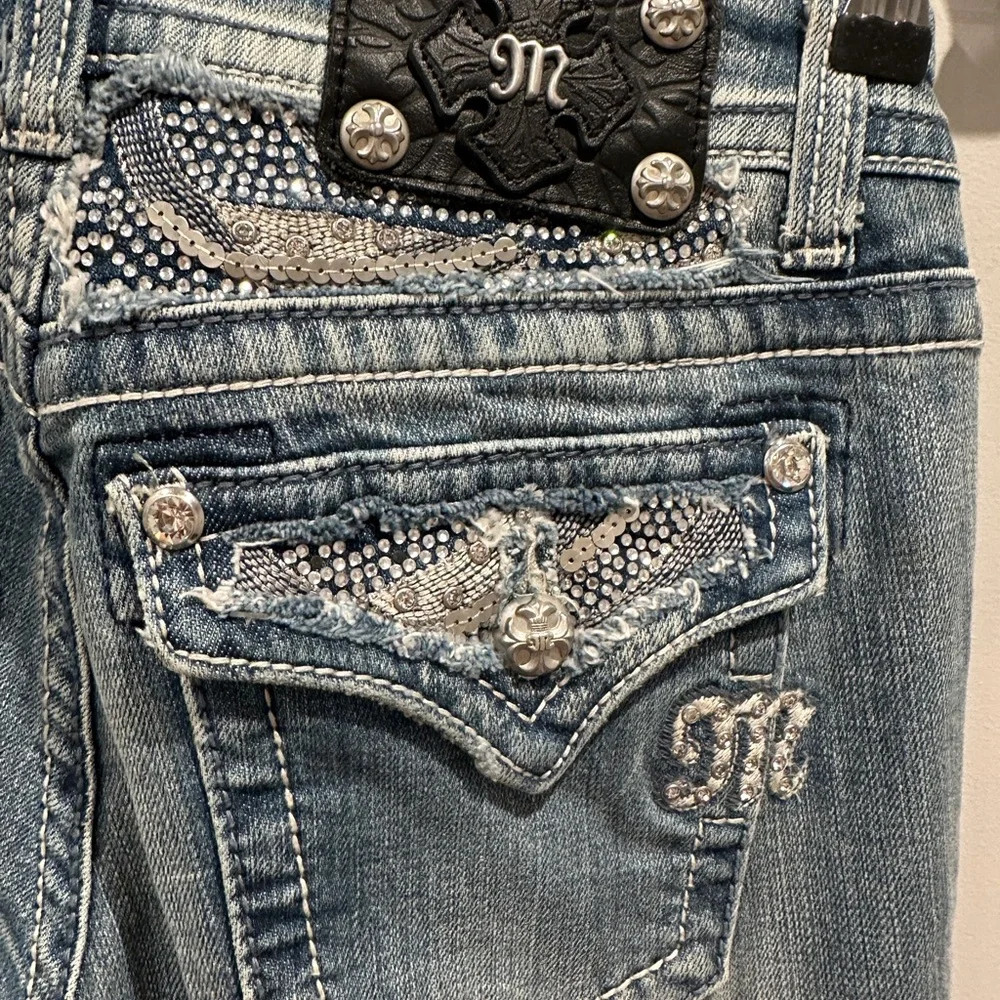 Miss Me Stylish Blue Distressed Women's Jeans - Picture 7 of 13